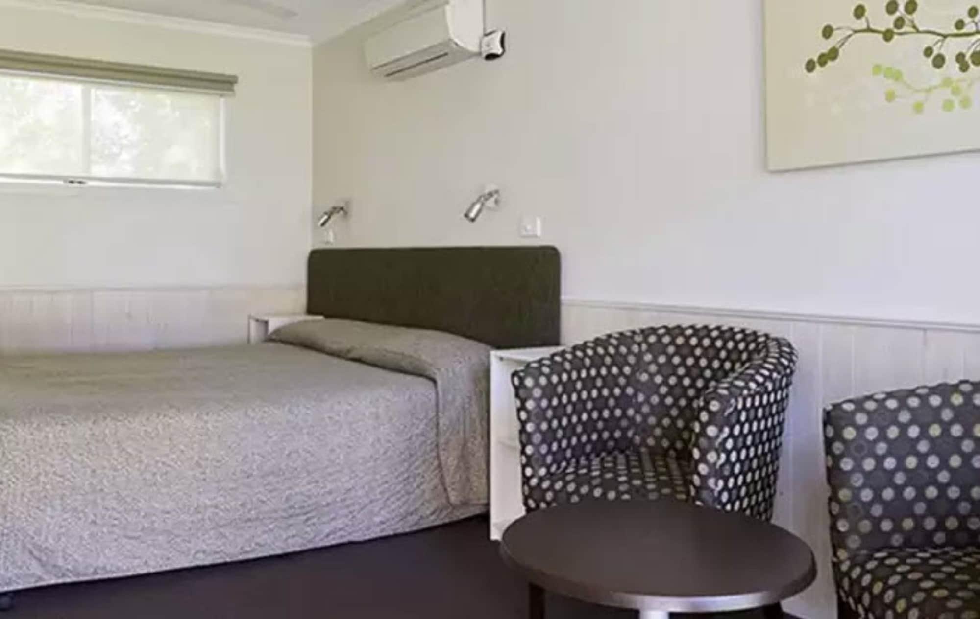 Nrma Victor Harbor Beachfront Holiday Park Exterior photo